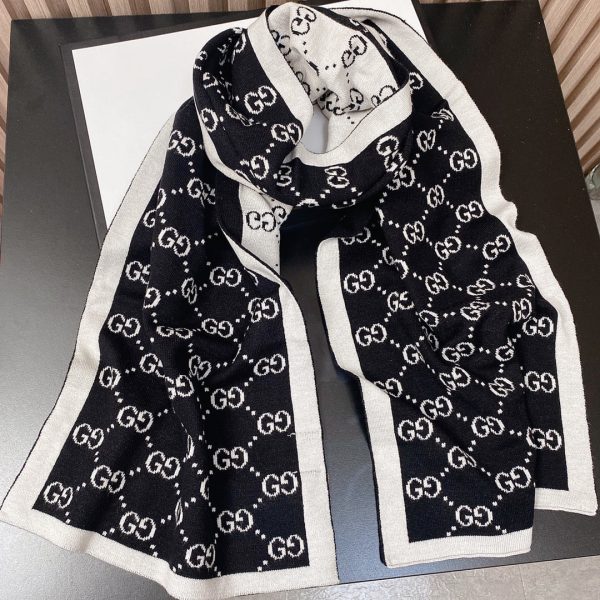 EN – Luxury GCI Scarf 004