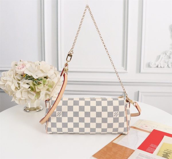 Louis Vuitton Eva Clutch Azur