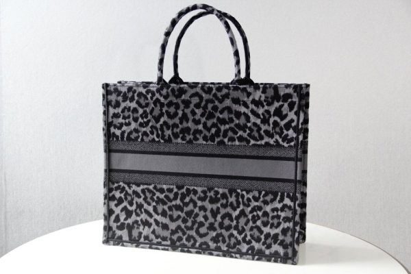 Dior Book Tote Black