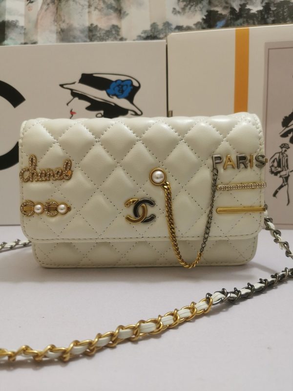 CHANEL Chain Wallet Shoulder