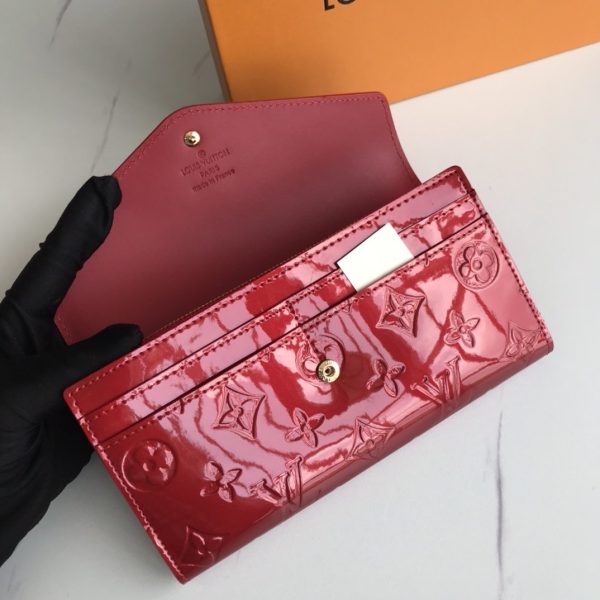 Louis Vuitton Lv wallet patent monogram red