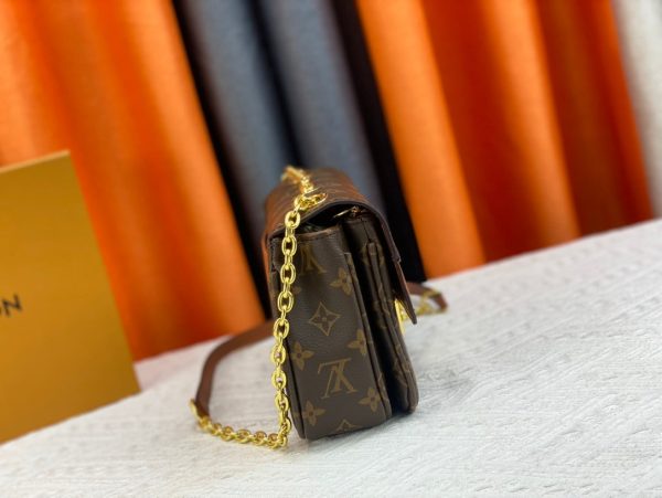 LOUIS VUITTON Marceau