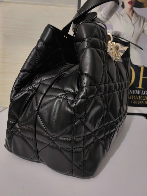 Medium Dior Toujours Bag Black Macrocannage Calfskin