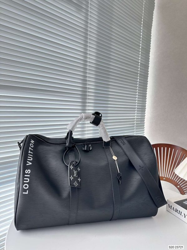 Black Epi Louis Vuitton Keepall 45