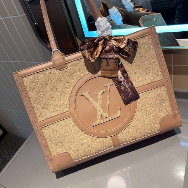 Large LV tote