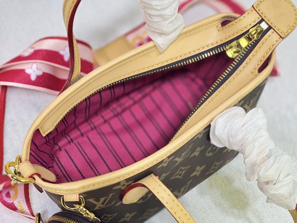 Louis Vuitton Neverfull BB