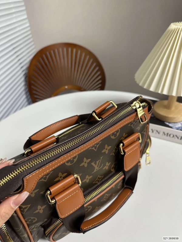 Louis Vuitton Monogram Manhattan NM Bag