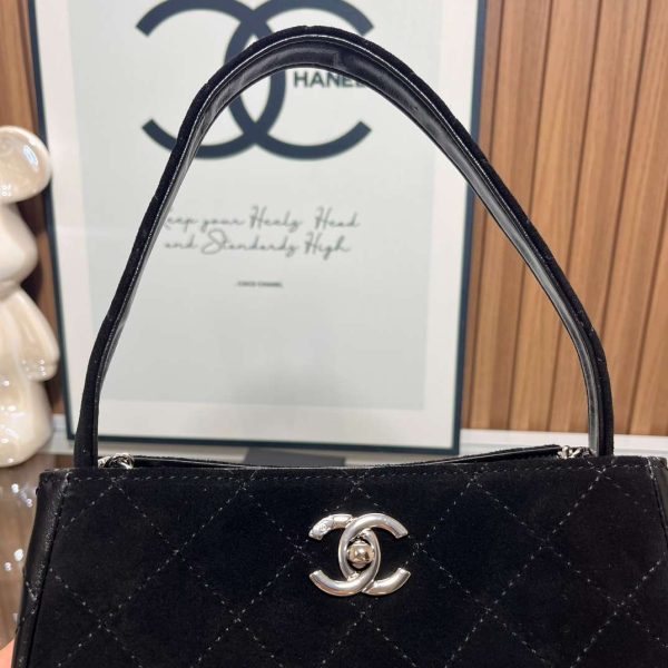 CHANEL  Lambskin Quilted Crossbody Bag Black