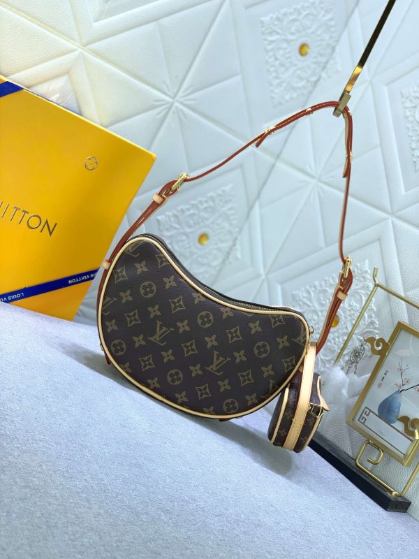 LOUIS VUITTON Croissant MM Monogram