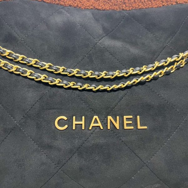 CHANEL Chanel 22 Hobo Small Black Velvet