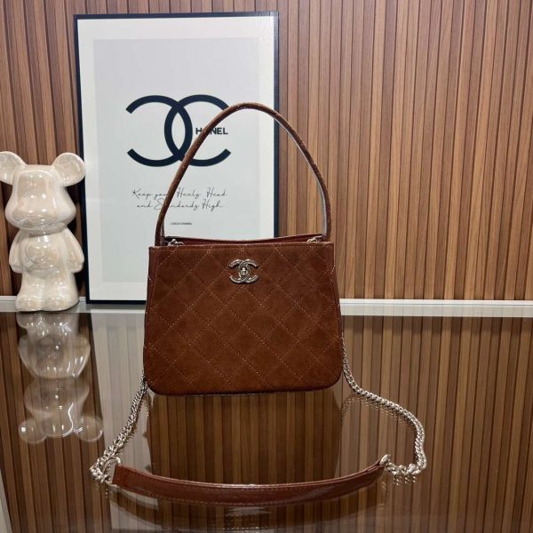 CHANEL  Calfskin Medium Natural Beauty Flap Light Brown