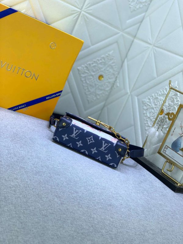 LV Steamer Wearable Wallet Monogram Bleach