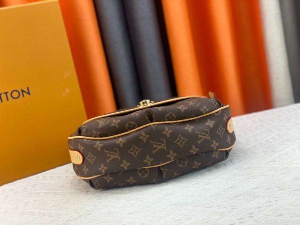 LOUIS VUITTON  Tulum GM one shoulder flap bag