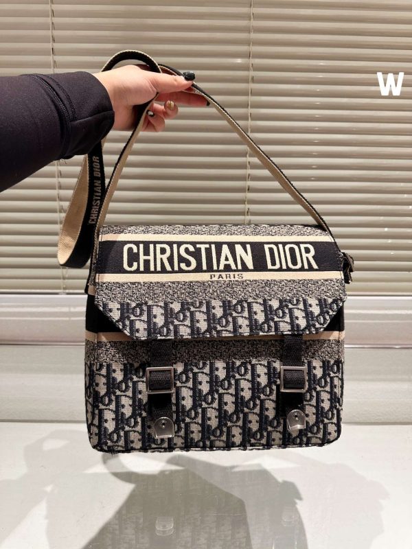 Women DIOR 30 Montaigne Avenue Bag