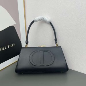 Dior CD Signature Bag With Strap