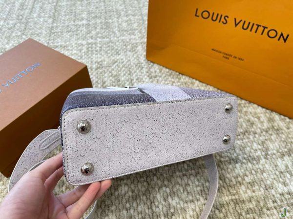 LV Totes Capucines Big