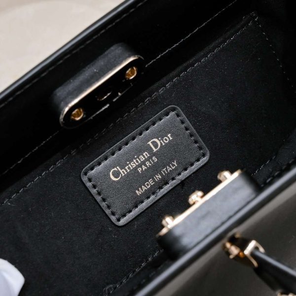 DIOR SMALL KEY BAG BLACK