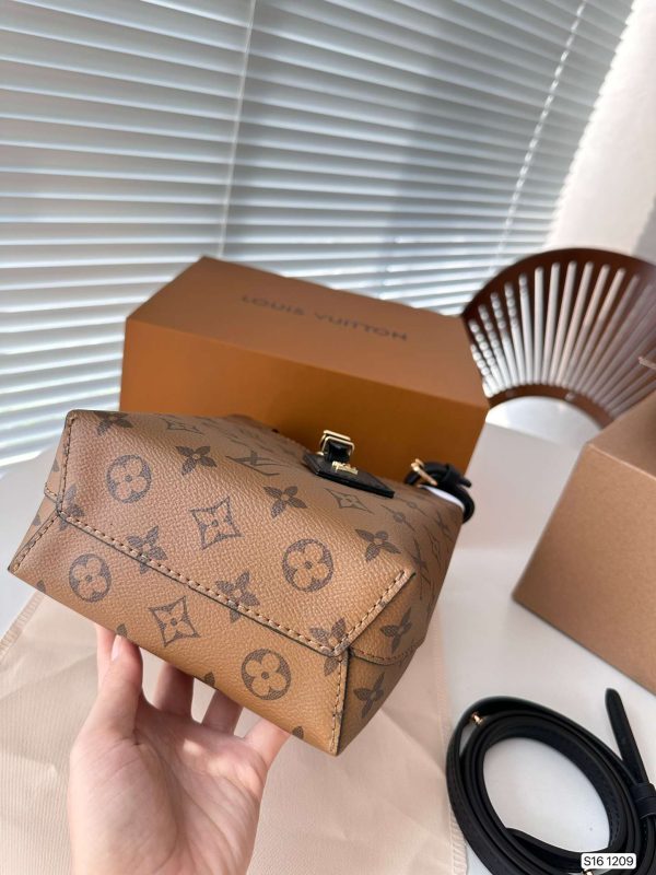 LOUIS VUITTON Atlantis BB Monogram Reverse