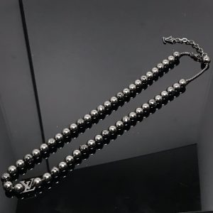 EN – Lux LV Necklaces 005