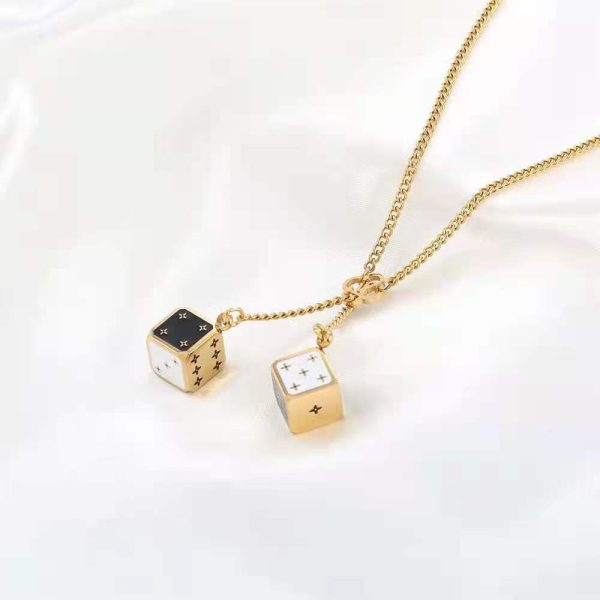 EN – Lux LV Necklaces 008