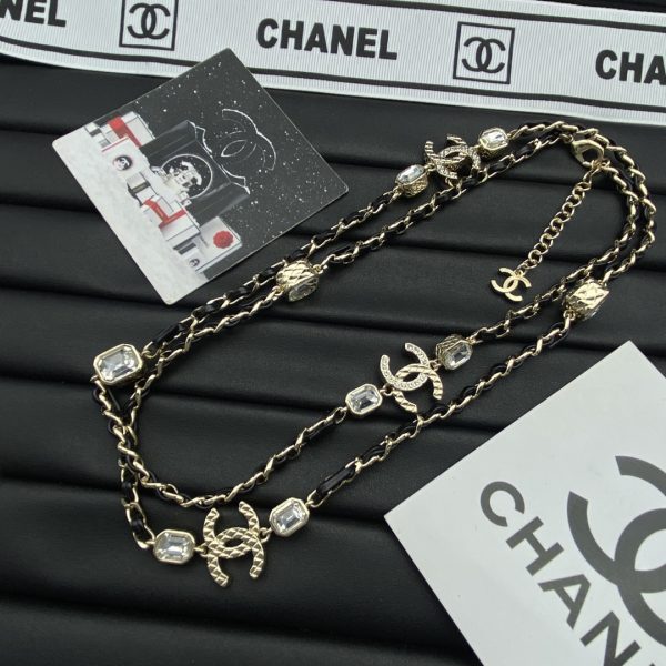 EN – Lux CHL Necklaces 001