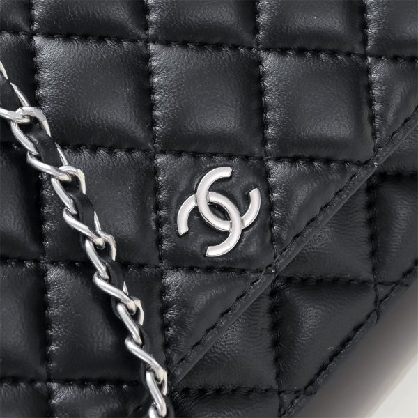 Wallet on Chain Quilted Lambskin