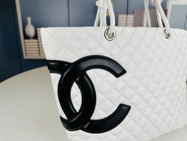 Chanel Large cambon tote