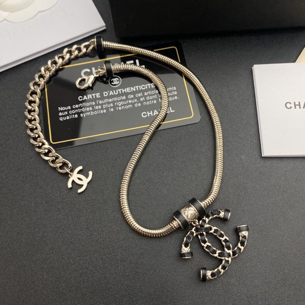 EN – Lux CHL Necklaces 022