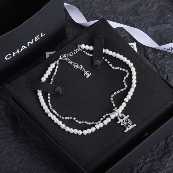 EN – Lux CHL Necklaces 023