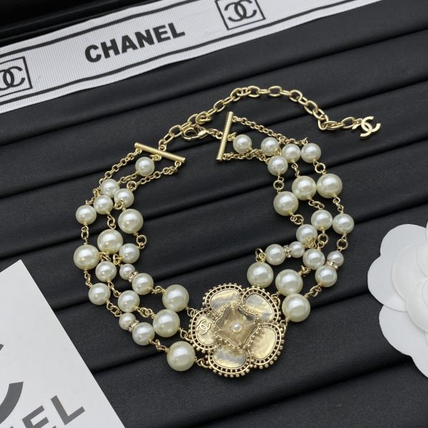 EN – Lux CHL Necklaces 002