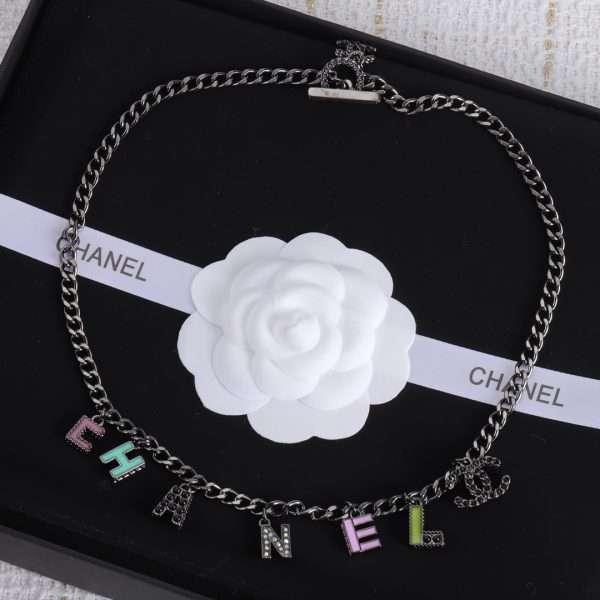 EN – Lux CHL Necklaces 011