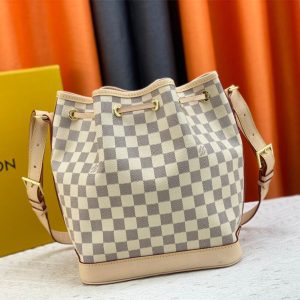 LOUIS VUITTON LOUIS VUITTON Petit Noe Shoulder Bag