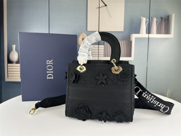 Christian Dior Medium Lady D-Lite Bag 2
