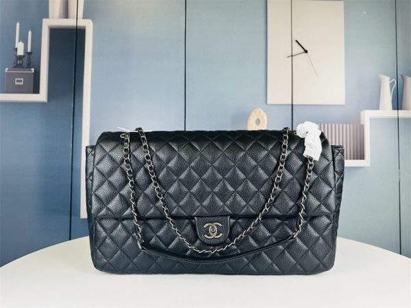 CHANEL LARGE 2.55 IN BLACK CAVIAR