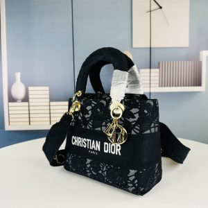 Christian Dior Medium Lady D-Lite Bag 3