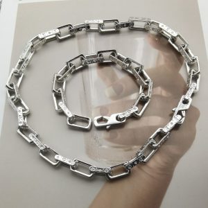 EN – Lux LV Necklaces 093
