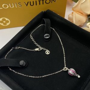 EN – Lux LV Necklaces 035