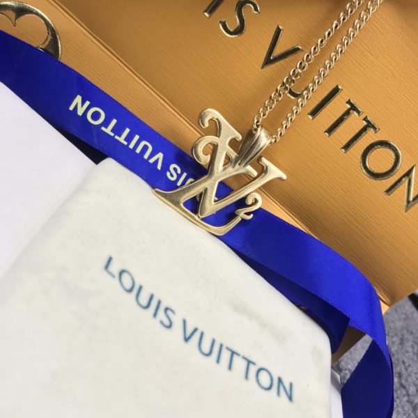 EN – Lux LV Necklaces 017