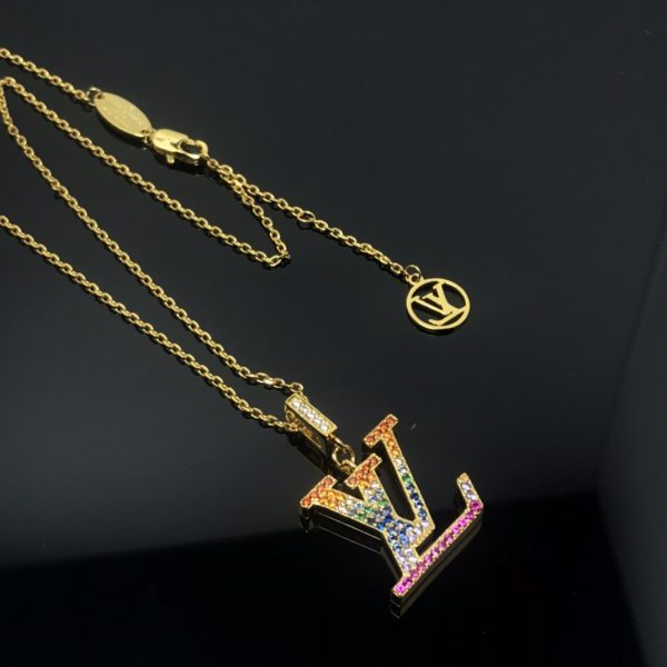 EN – Lux LV Necklaces 028