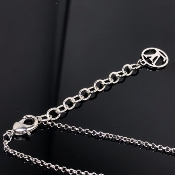 EN – Lux LV Necklaces 024