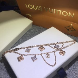 EN – Lux LV Necklaces 092