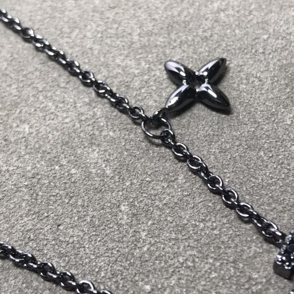 EN – Lux LV Necklaces 023