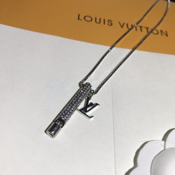 EN – Lux LV Necklaces 077