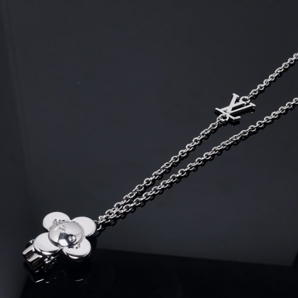 EN – Lux LV Necklaces 049