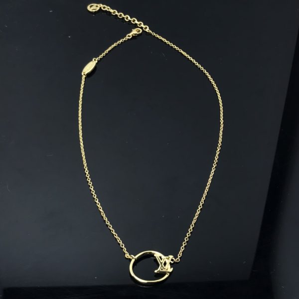 EN – Lux LV Necklaces 055