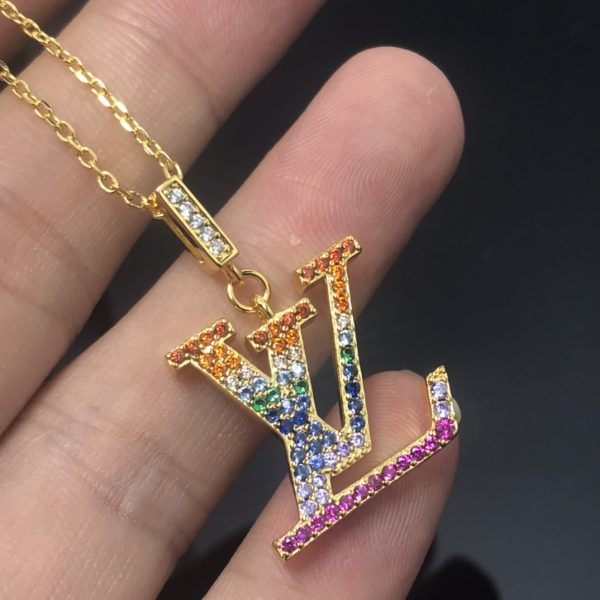 EN – Lux LV Necklaces 028