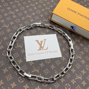 EN – Lux LV Necklaces 079