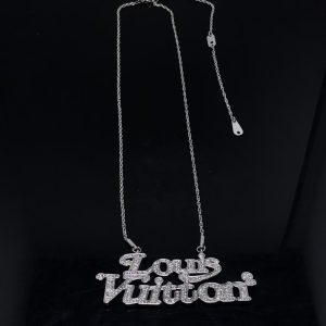 EN – Lux LV Necklaces 057