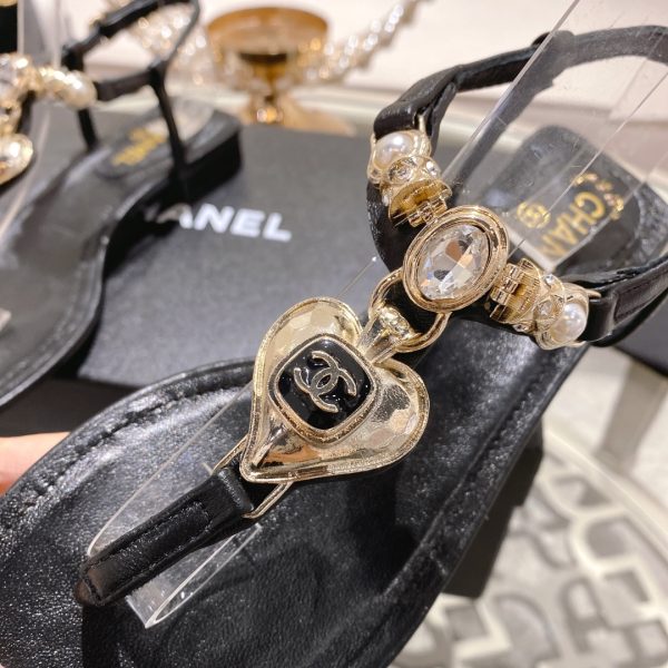 Chanel Women’s Sandals 589