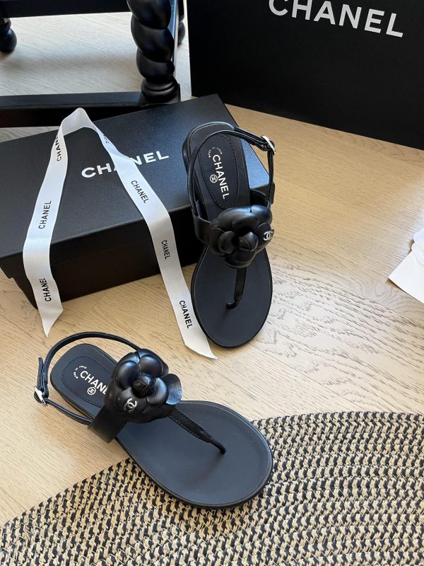 Chanel Women’s Sandals 560